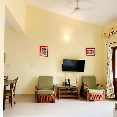 Rainforest - Casa Azure 5 Min Walk To The Beach กาลังกูติ ภายนอก รูปภาพ